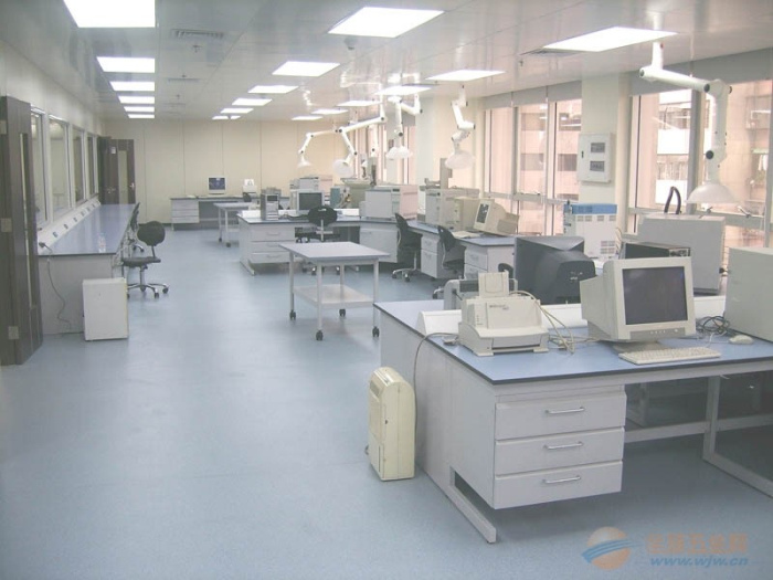>What are the sources of pollution in the purification room and dust-free room?