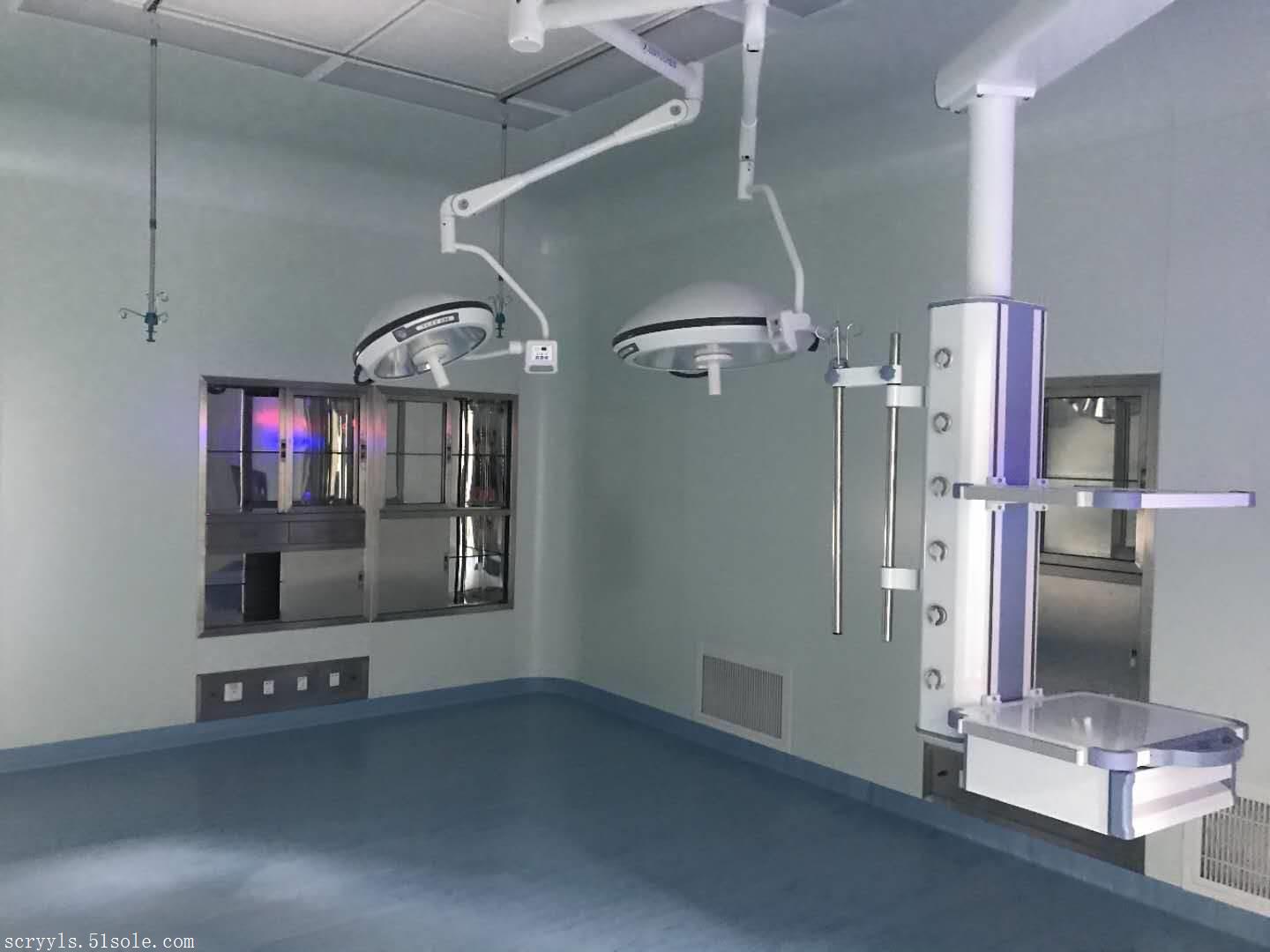 >What is the impact of the humidity in the clean operating room that does not meet the specified requirements?