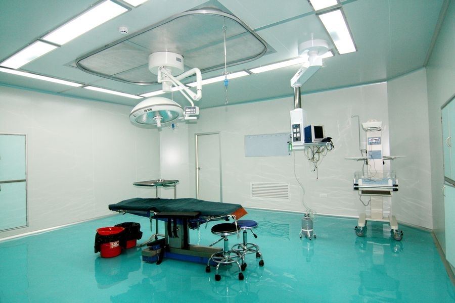>What are the steps in the clean operating room purification process?